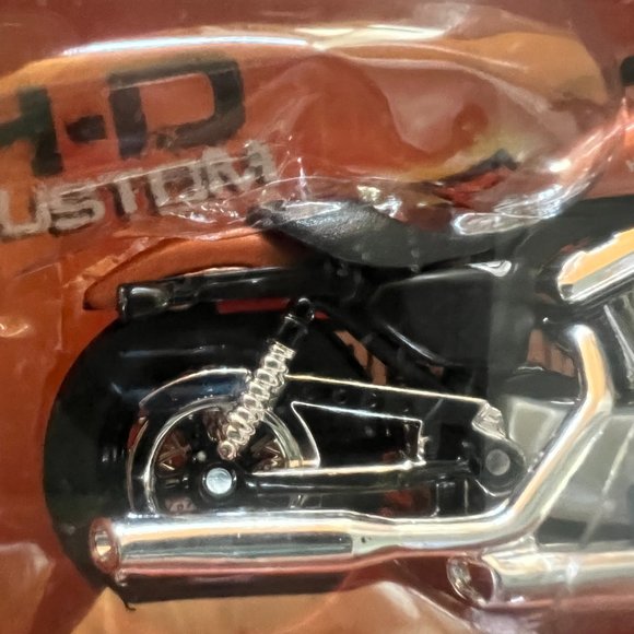 2007 Harley Davidson XL 1200N Nightster Brown Series 38 Maisto 1:18 Scale Model - Picture 7 of 8